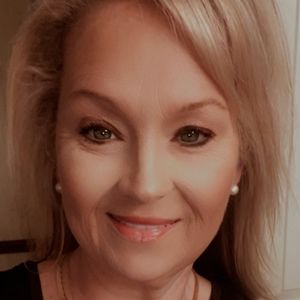 Meet your Posher, Rose